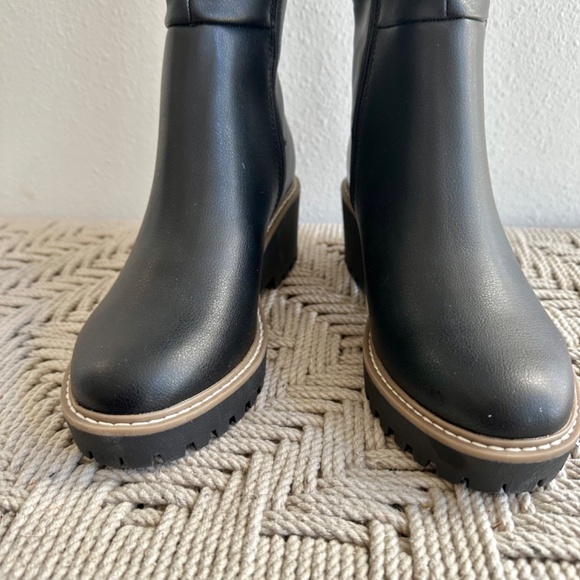 DV Dolce Vita Risky Tall Boot size 8 - Picture 6 of 10